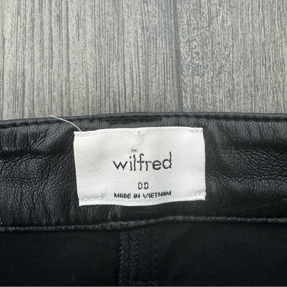 Aritzia Wilfred Black Faux Vegan Leather Melinda Pants Size 00 - Picture 5 of 14